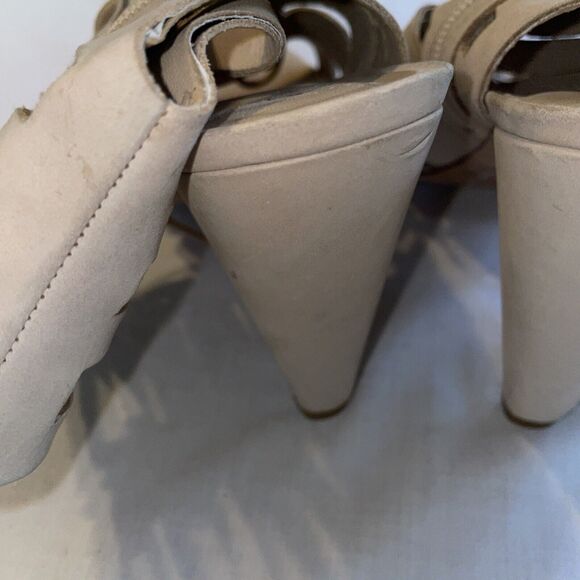 Pour La Victoire Strappy Heels Women’s Size 10 Medium Beige Leather Zip Side - Picture 11 of 12